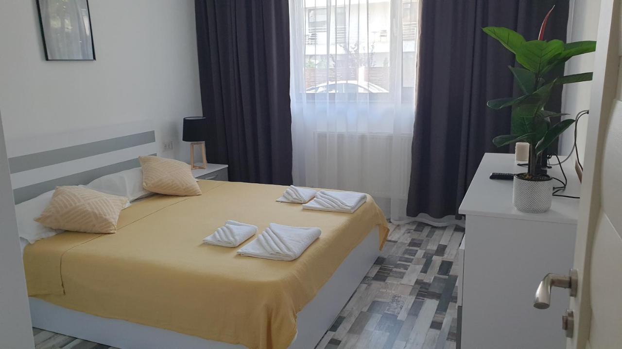 Summer Crib Mamaia-Sat Неводарі Екстер'єр фото