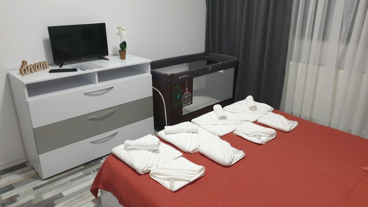 Summer Crib Mamaia-Sat Неводарі Екстер'єр фото