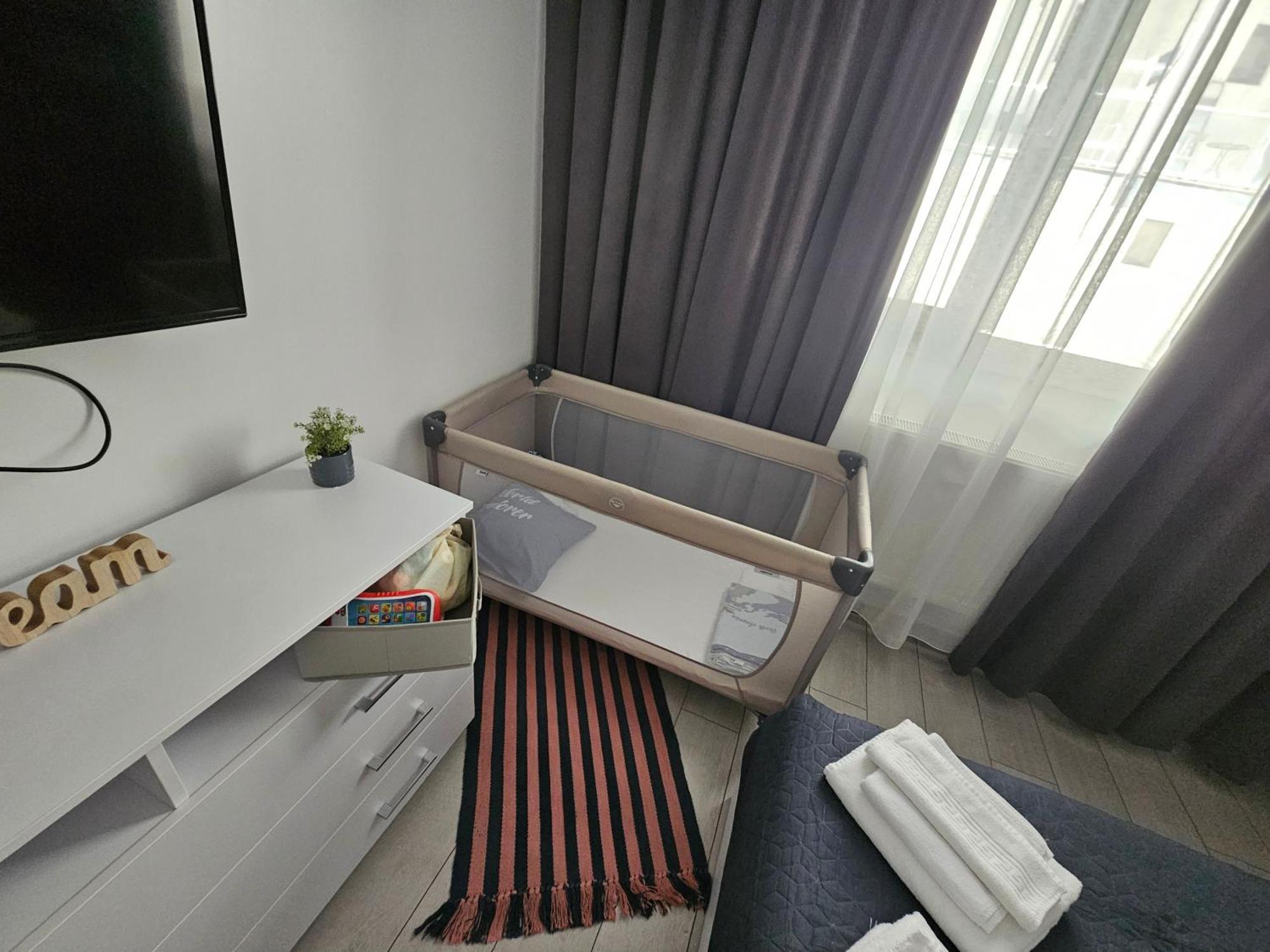 Summer Crib Mamaia-Sat Неводарі Екстер'єр фото
